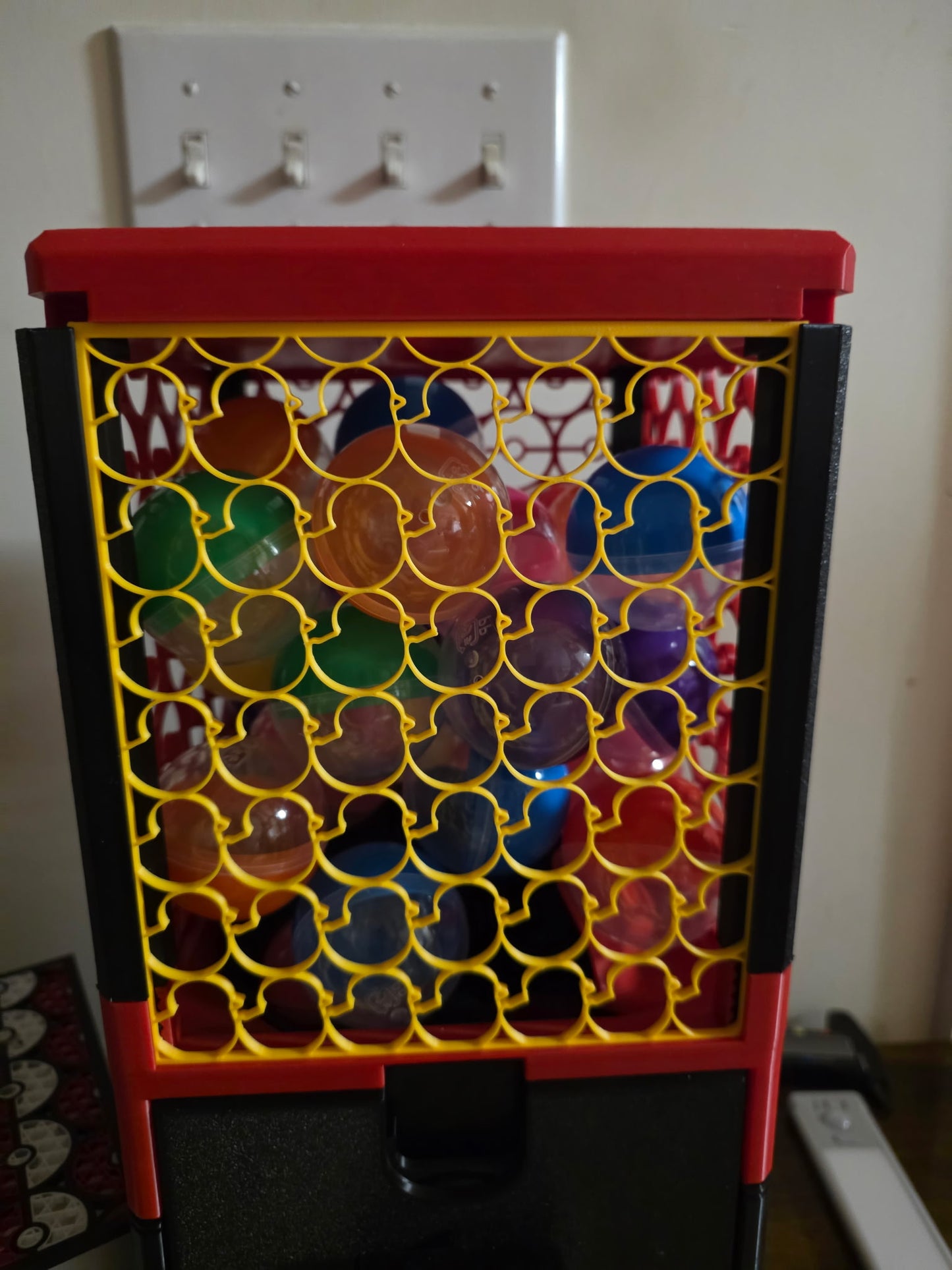 HoneyBunny3D Gachapop Lite vending machine with 30 colorful 2-inch Gachapop balls inside, ready for dispensing.