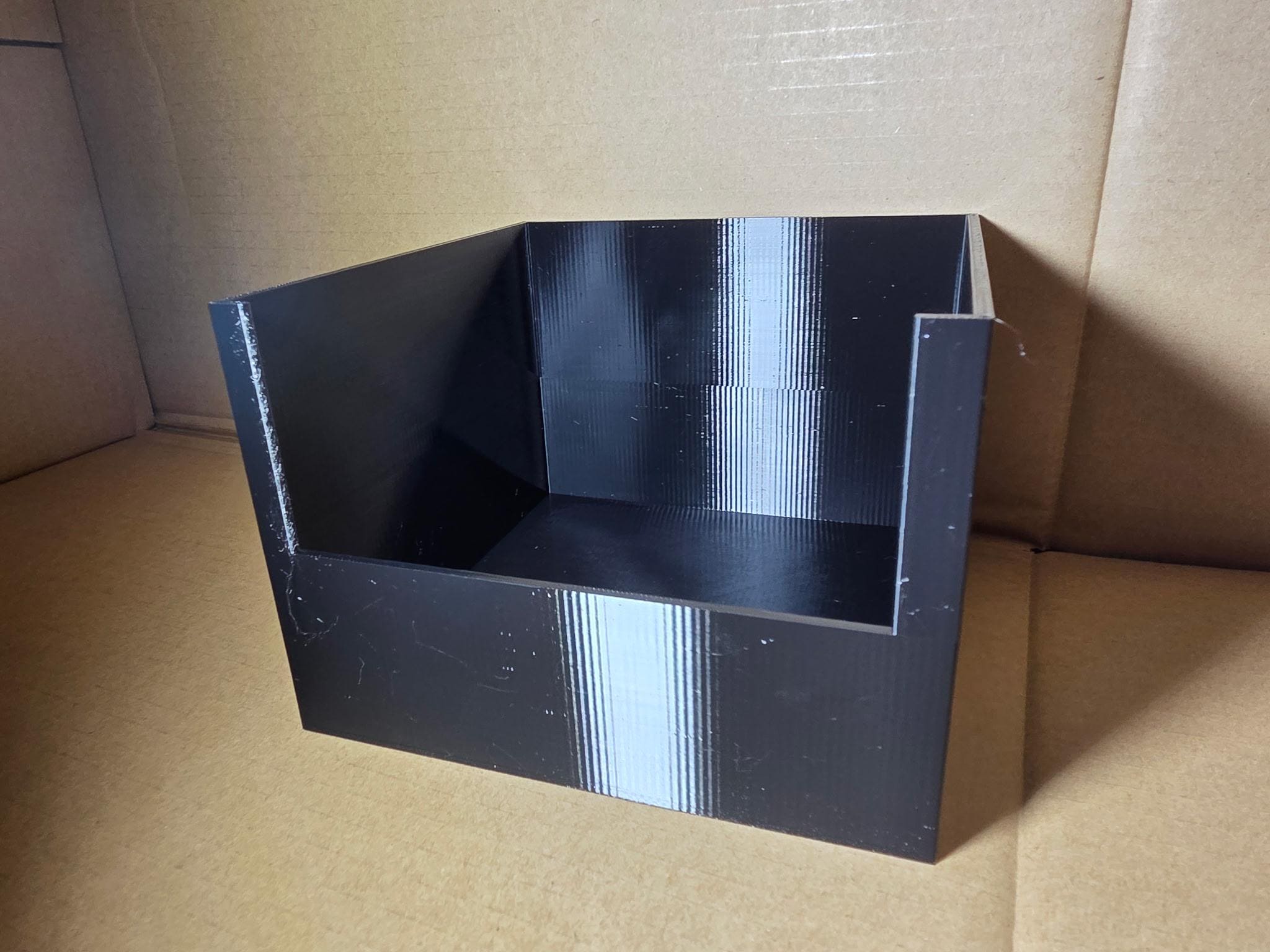 Dust Bath Box for Quail or Small Birds.