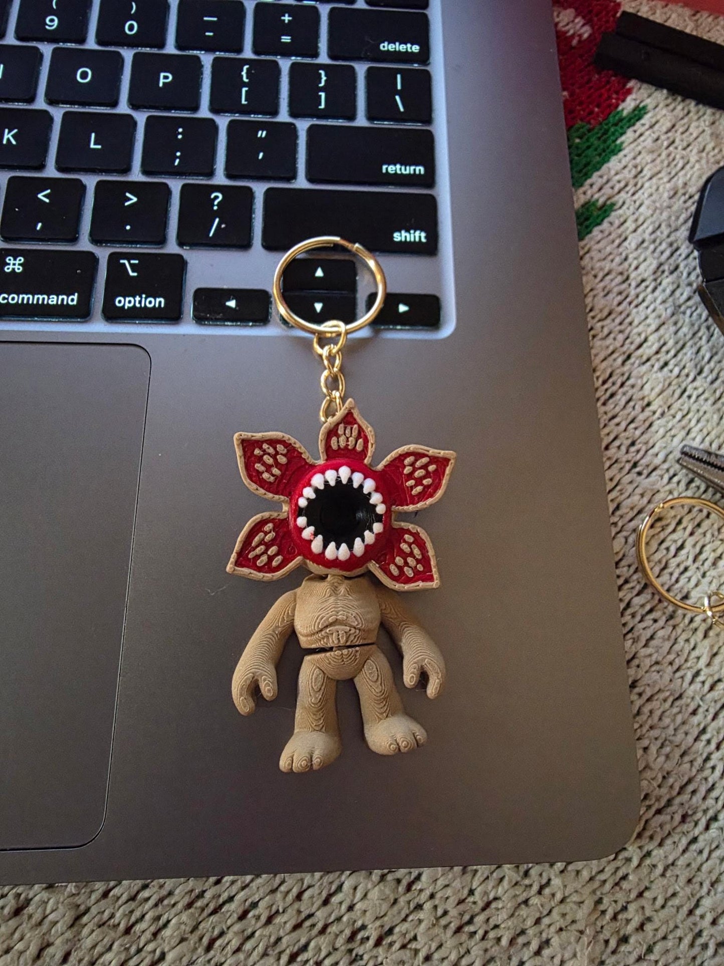 HoneyBunny3D Demogorgon keychain charm featuring a detailed monster accessory with a horror-inspired design.