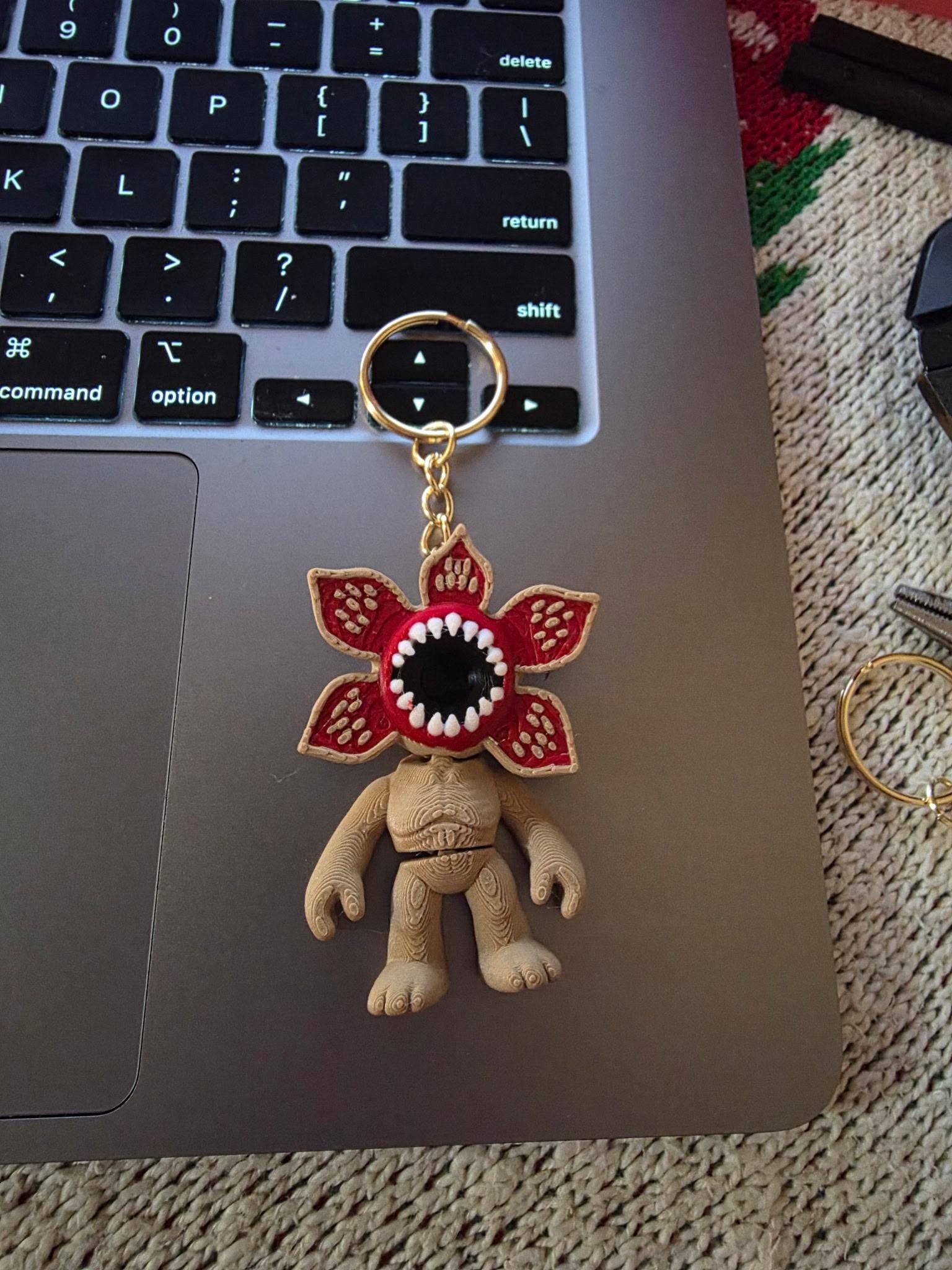 HoneyBunny3D Demogorgon keychain charm featuring a detailed monster accessory with a horror-inspired design.