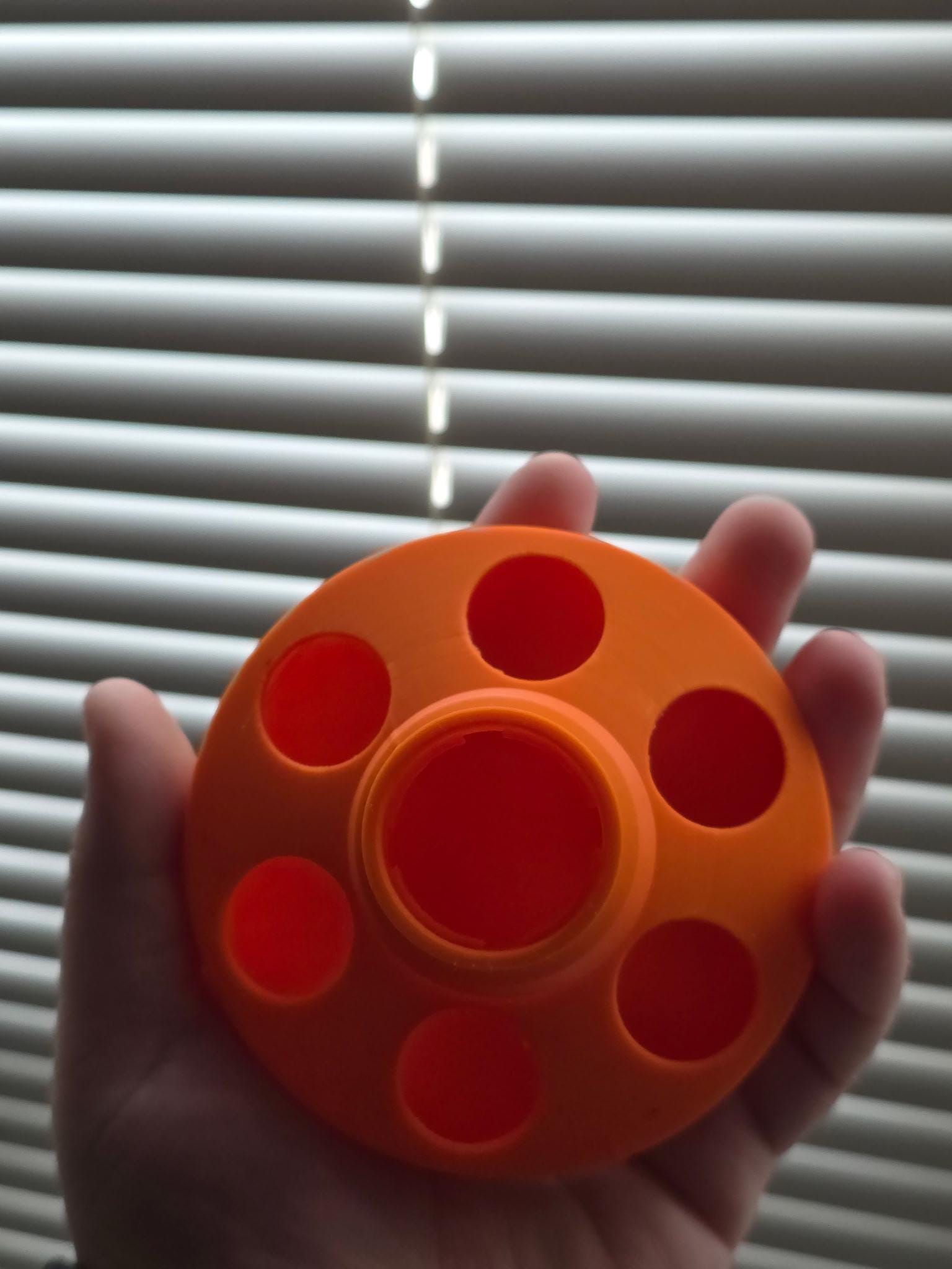 Feeder Base Chicks/Quail (Fits Soda Bottle)