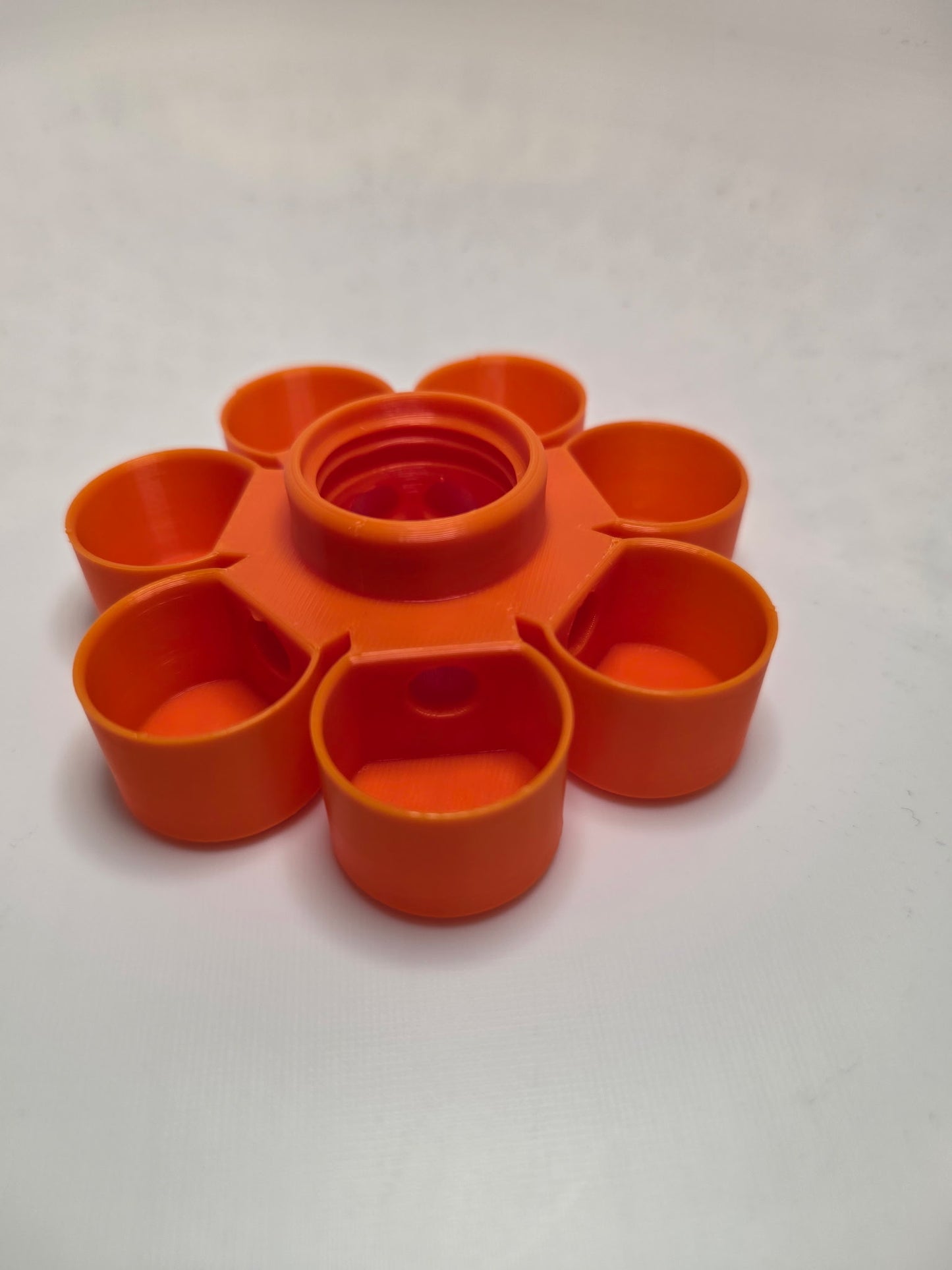 HoneyBunny3D Drinker Base for chicks and quail, durable plastic watering system with easy installation