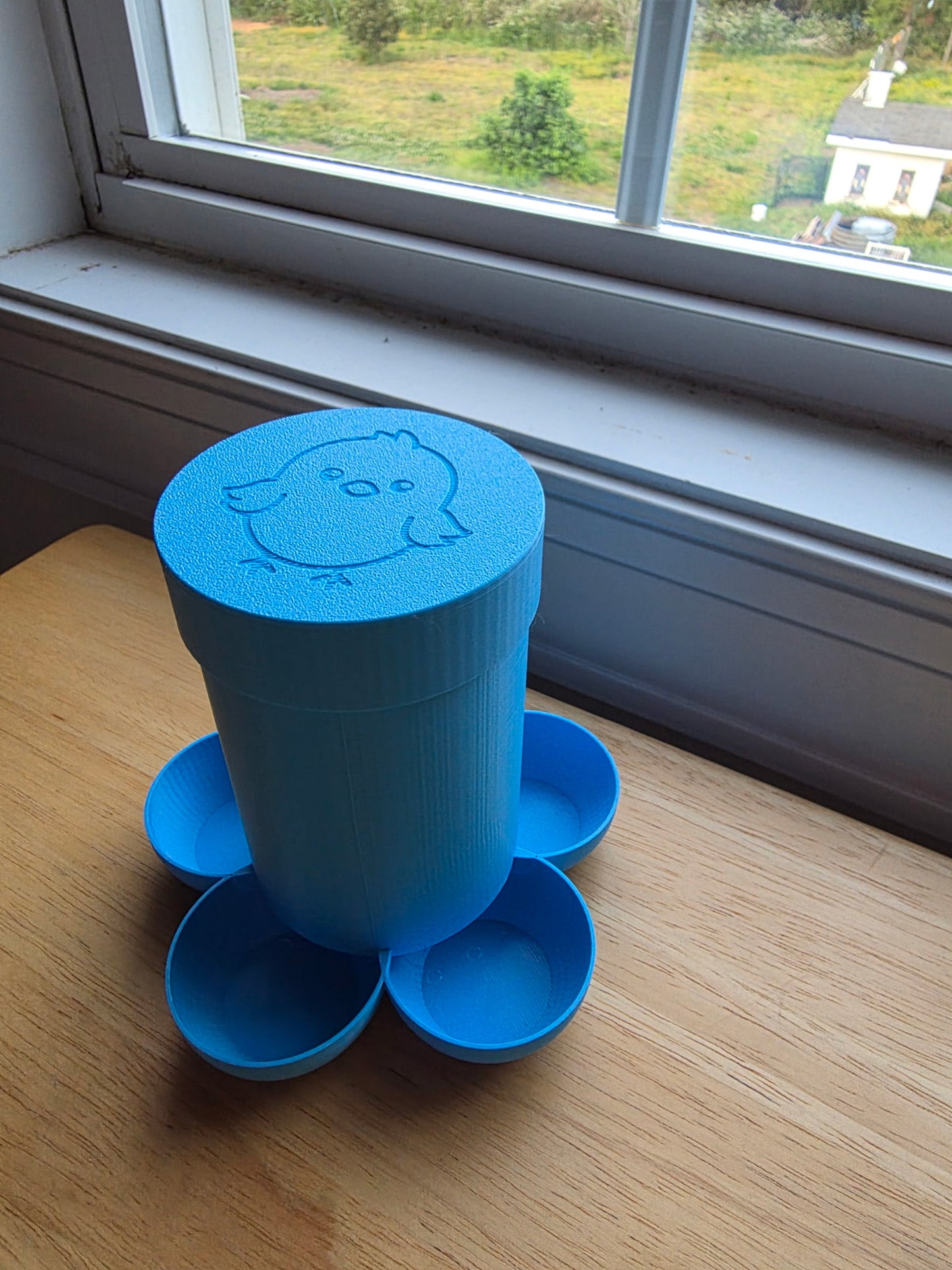 Small chick feeder by HoneyBunny3D, featuring a compact plastic design with multiple feeding ports for young poultry.