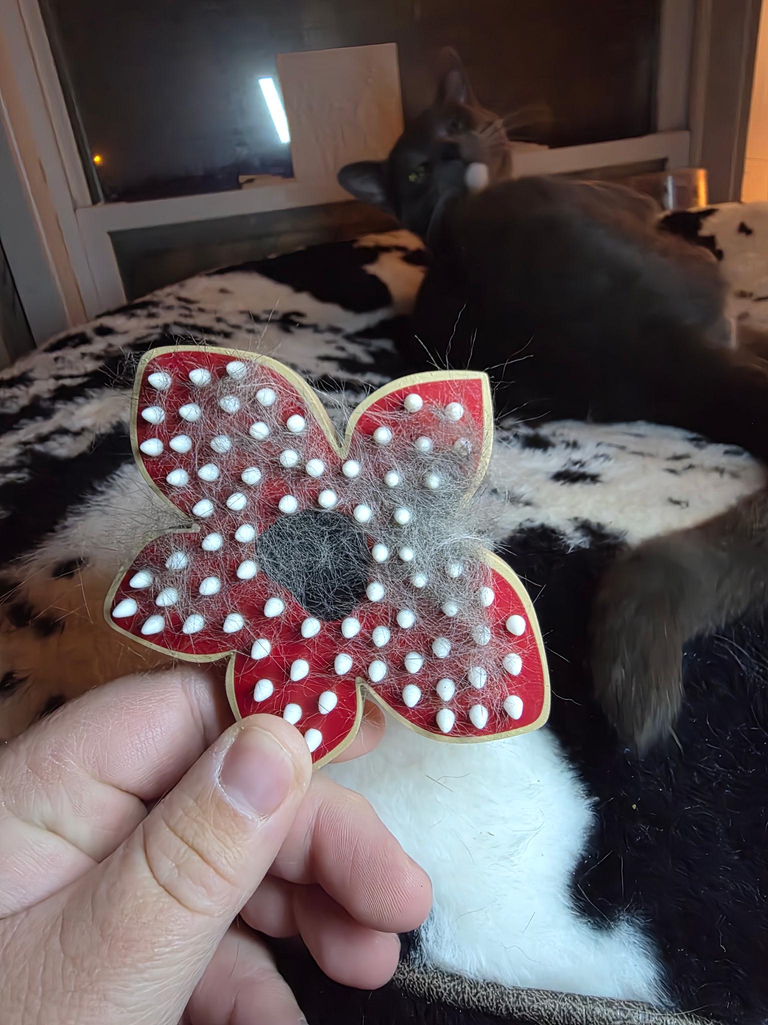 Demogorgon Pet Brush