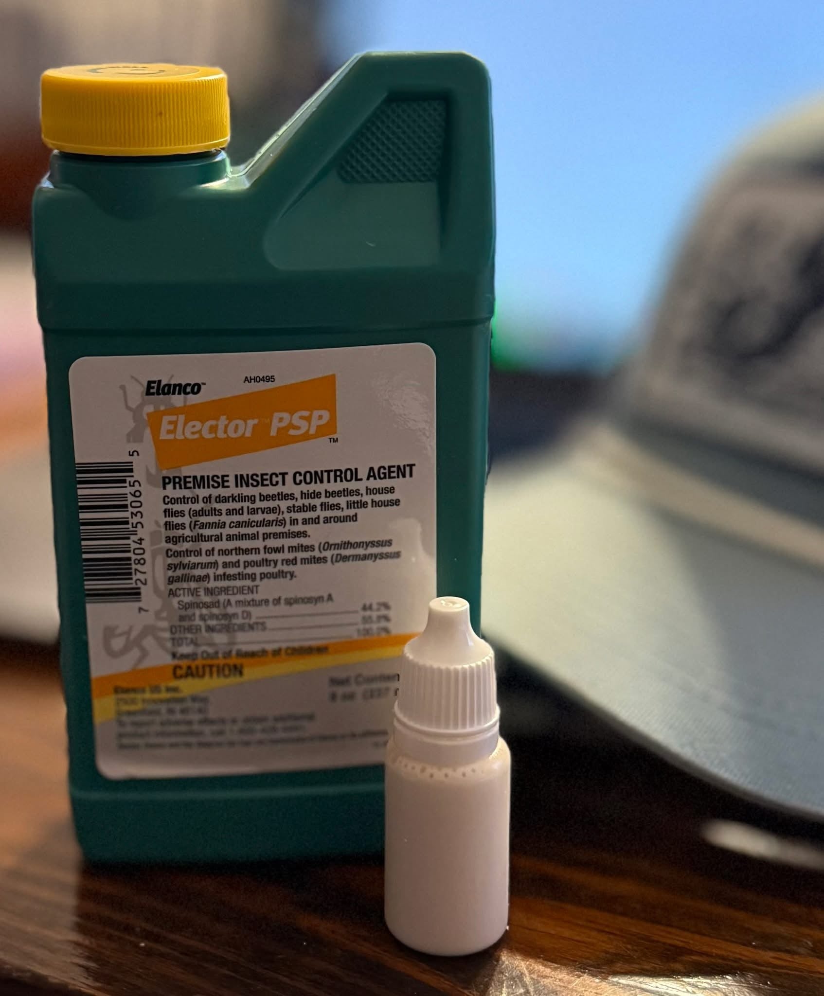 Elector PSP 10ML bottle by HoneyBunny3D, clear plastic container with white label and black cap, used for 3D printer resin.