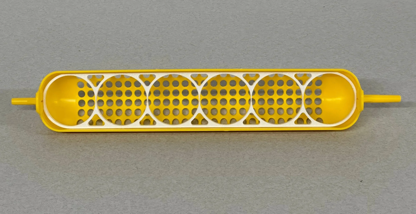 HoneyBunny3D Maticoopx 30 incubator tray for chicken eggs, designed for efficient egg incubation and hatchery use.